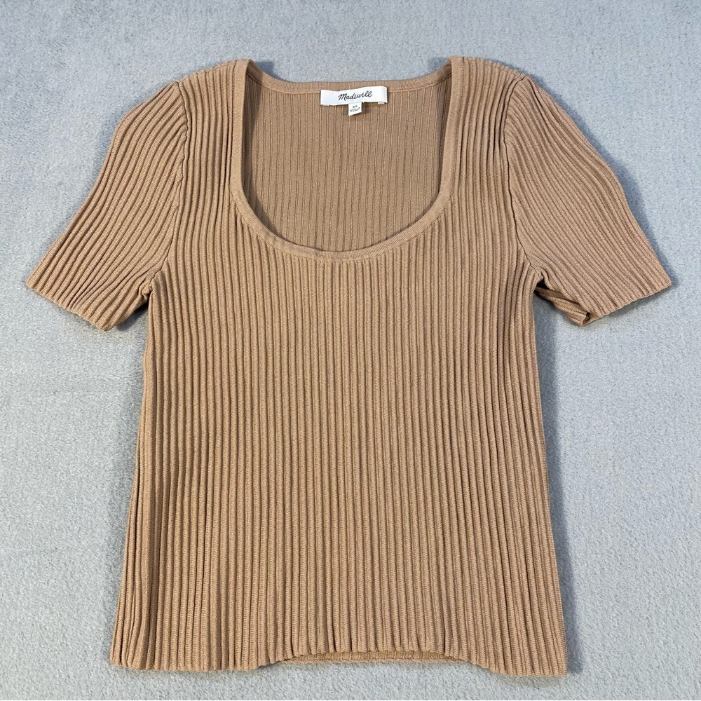 Madewell Ribbed Scoop Neck Crop Top in Camel